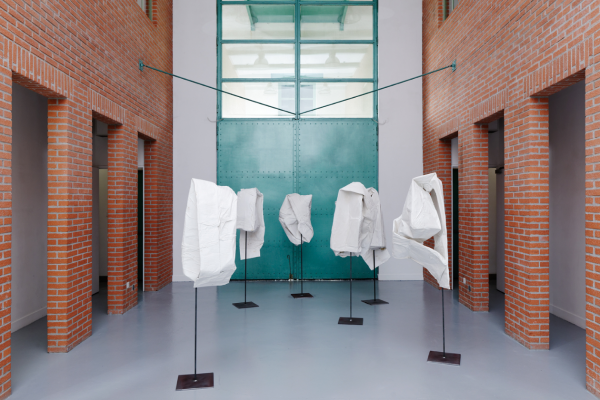 Exposition « I am Vertical » de Lydia Gifford au Centre d’art de Vassivière